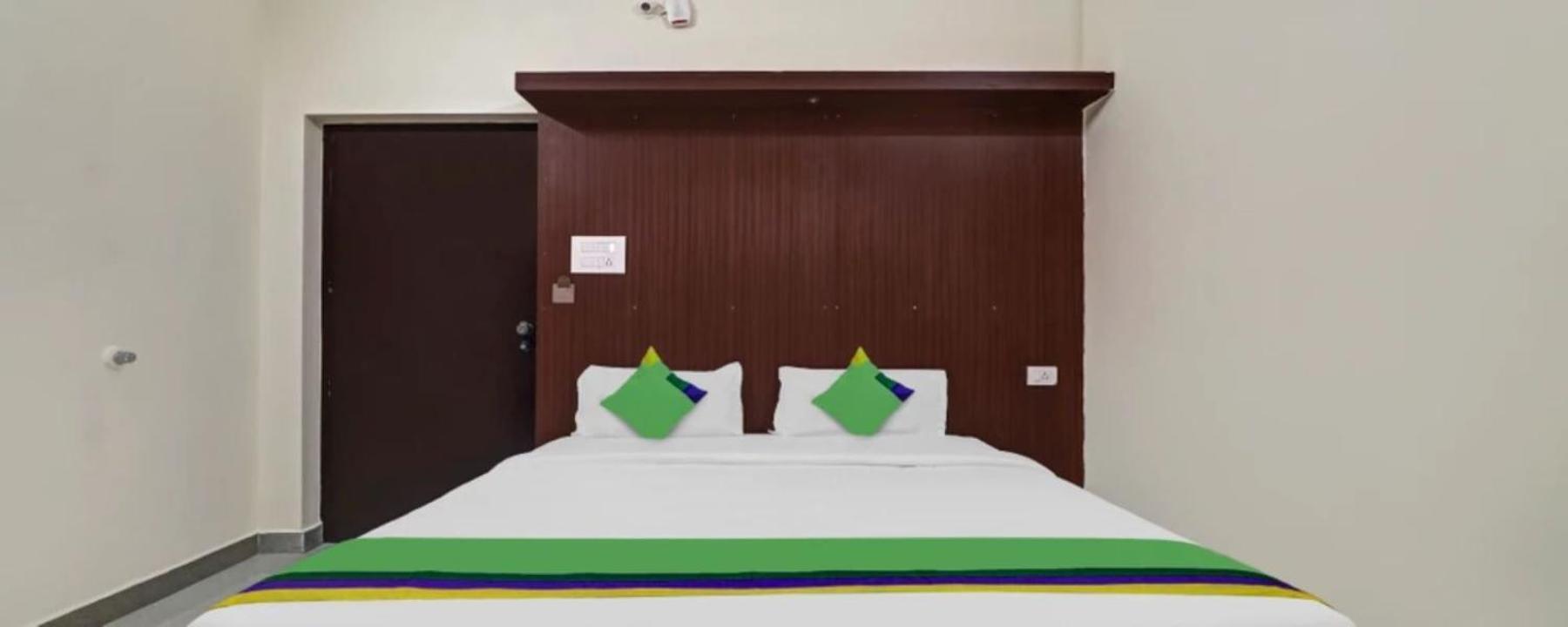 Grand Jp Inn Near 2 Km From Gundlupet Bus Stand Екстер'єр фото